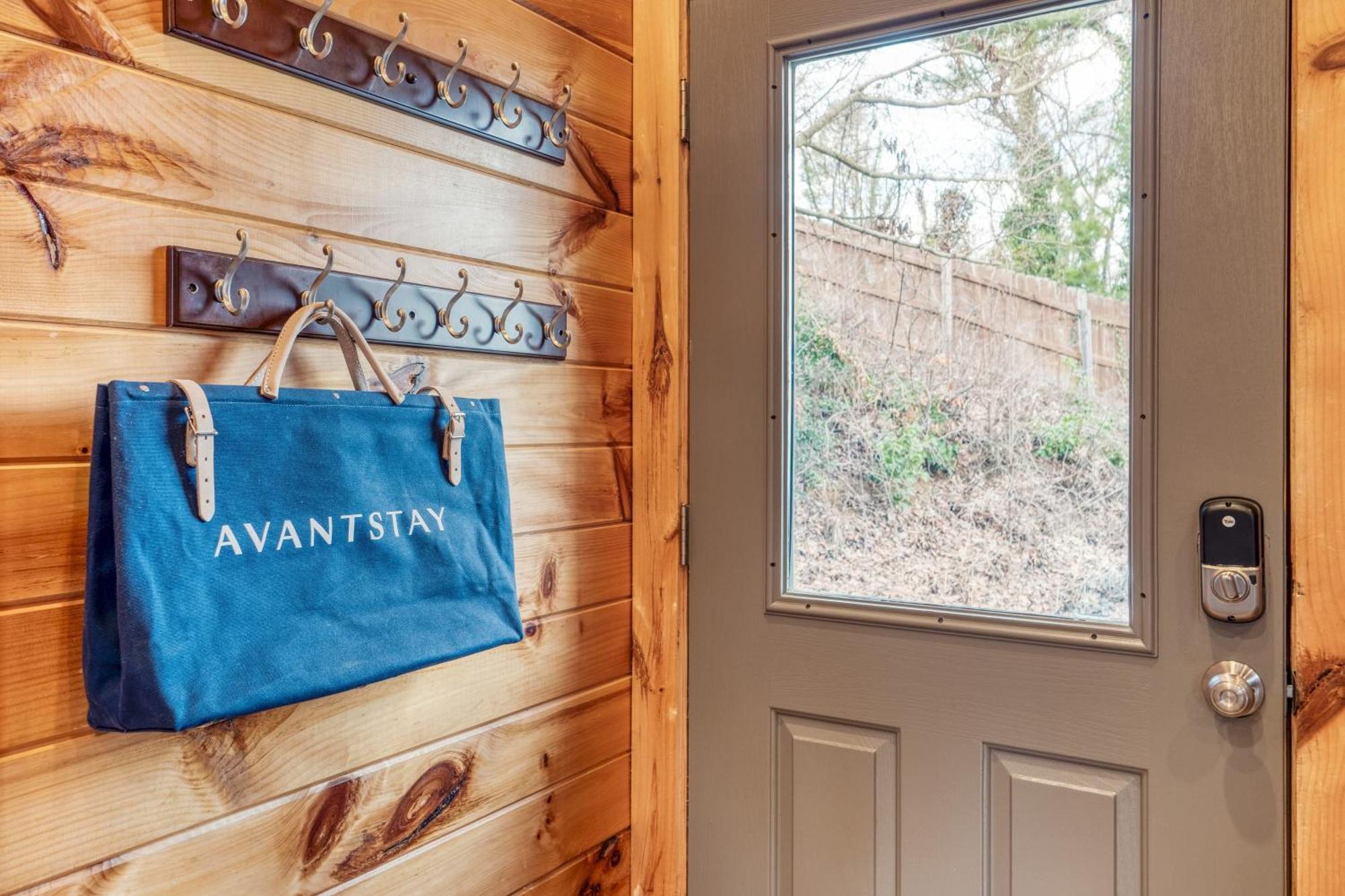 Chestnut By Avantstay Mountain Cabin W Treetop Views Hot Tub Game Room Gatlinburg Εξωτερικό φωτογραφία