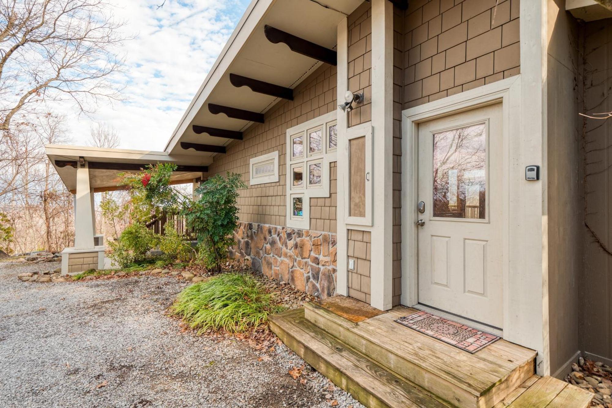 Chestnut By Avantstay Mountain Cabin W Treetop Views Hot Tub Game Room Gatlinburg Εξωτερικό φωτογραφία