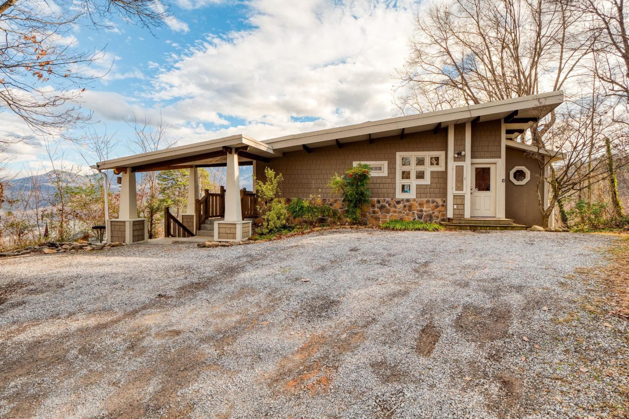 Chestnut By Avantstay Mountain Cabin W Treetop Views Hot Tub Game Room Gatlinburg Εξωτερικό φωτογραφία