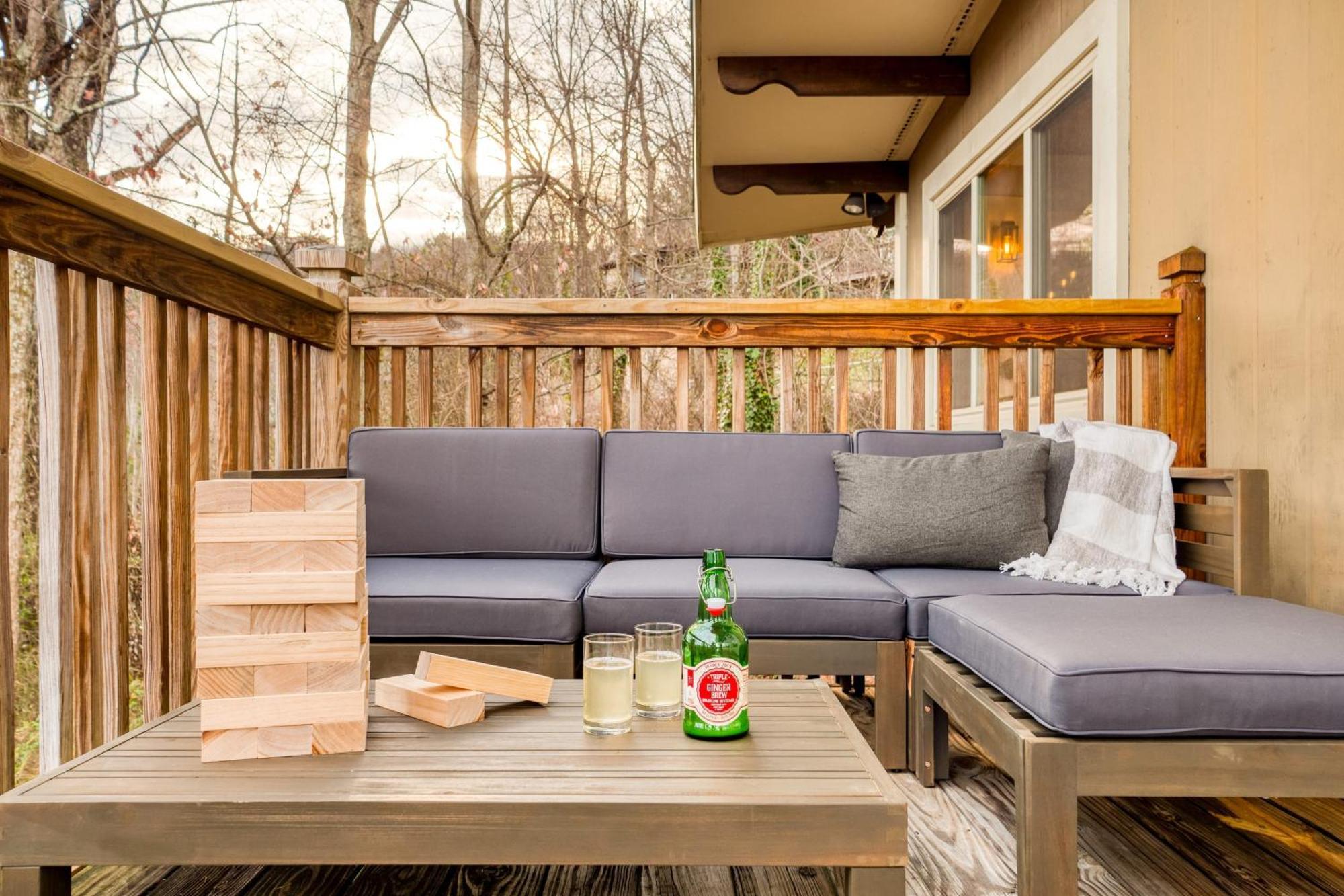 Chestnut By Avantstay Mountain Cabin W Treetop Views Hot Tub Game Room Gatlinburg Εξωτερικό φωτογραφία