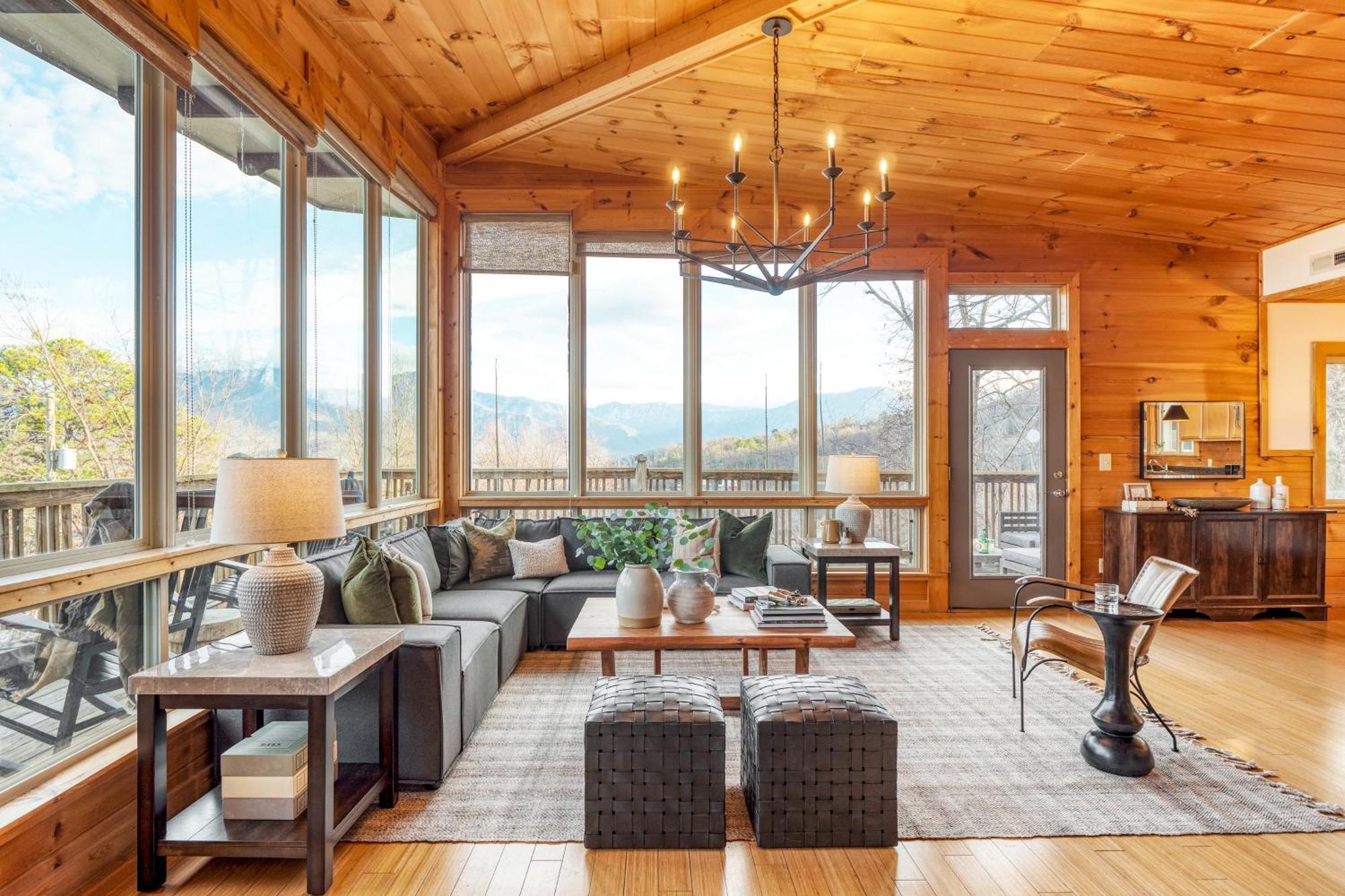 Chestnut By Avantstay Mountain Cabin W Treetop Views Hot Tub Game Room Gatlinburg Εξωτερικό φωτογραφία